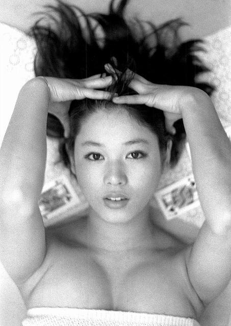 ひし美ゆり子写真集 YURIKO 1967-73 Evergreen イメージ