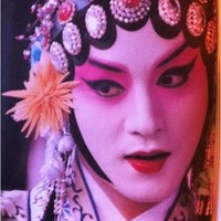 韩默君